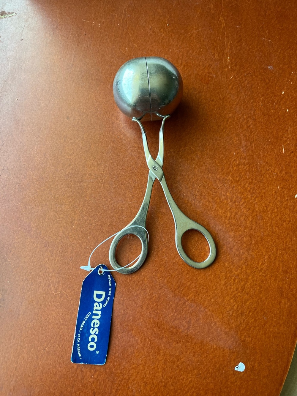 Stainless Steel Tea Ball Infuser - Silver